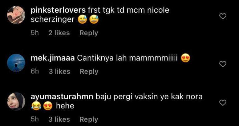 May be an image of 2 people and text that says "5h pinksterlovers frst tgk td mcm nicole scherzinger 2likes Reply 6h 3 likes jimaaa Cantiknya lah mammmmiiiii Reply ayumasturahmn baju pergi vaksin ye kak nora hehe 5h 3 likes Reply"